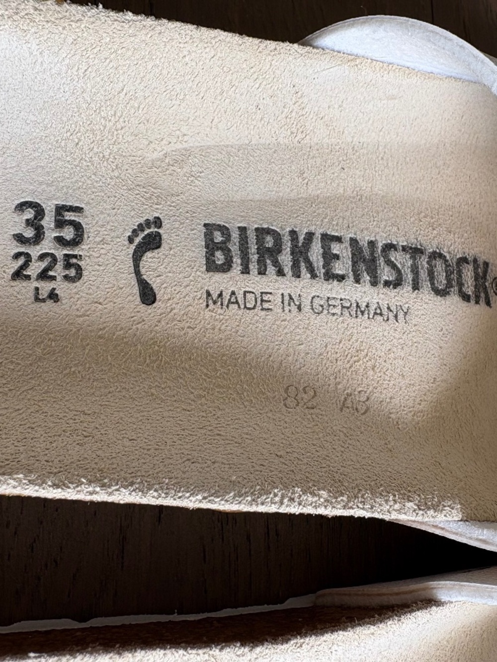 Birkenstock Madrid White Slide Size EU 35 - Picture 13 of 16